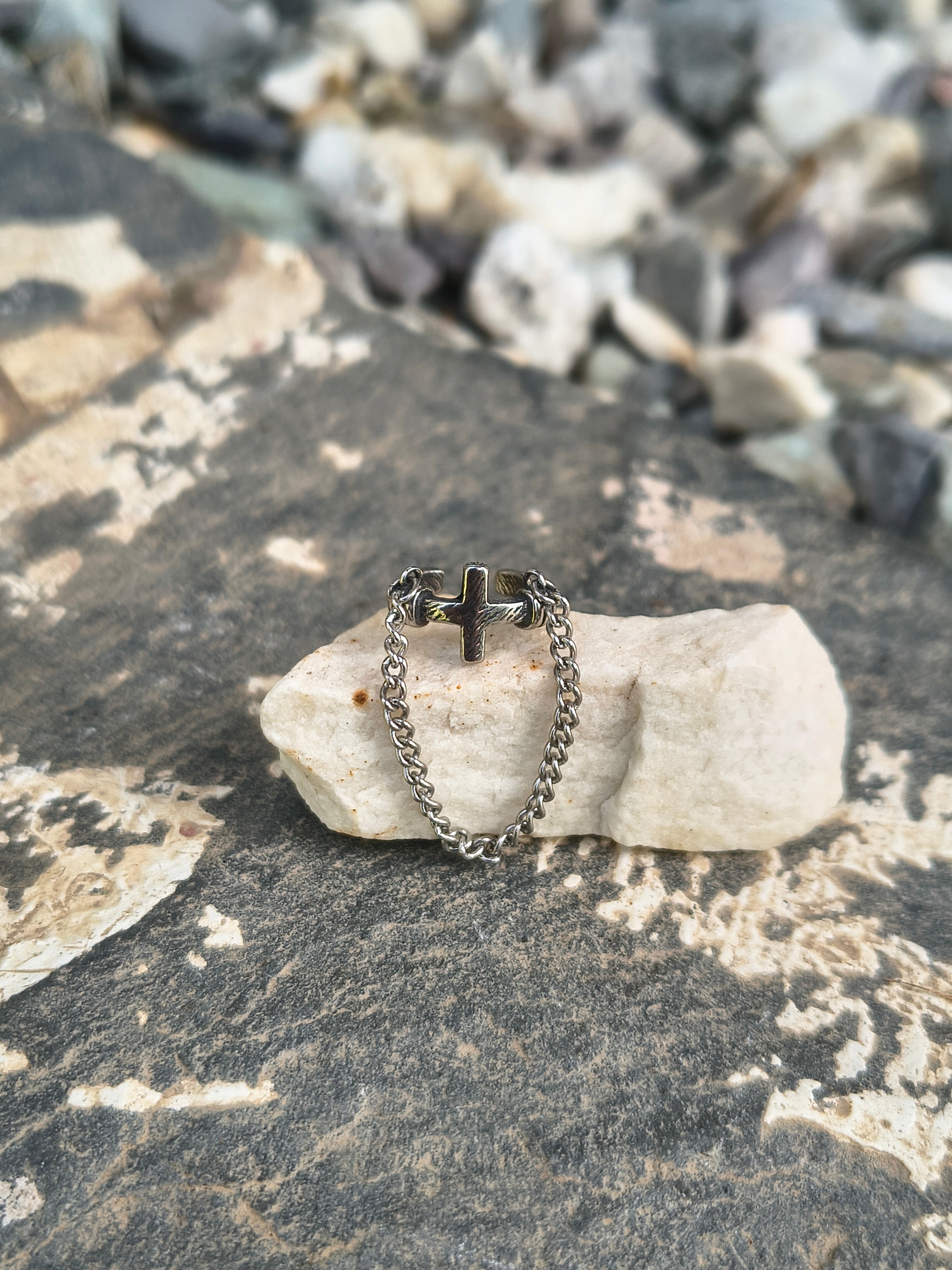 THE COVENANT MEN'S EARCUFF